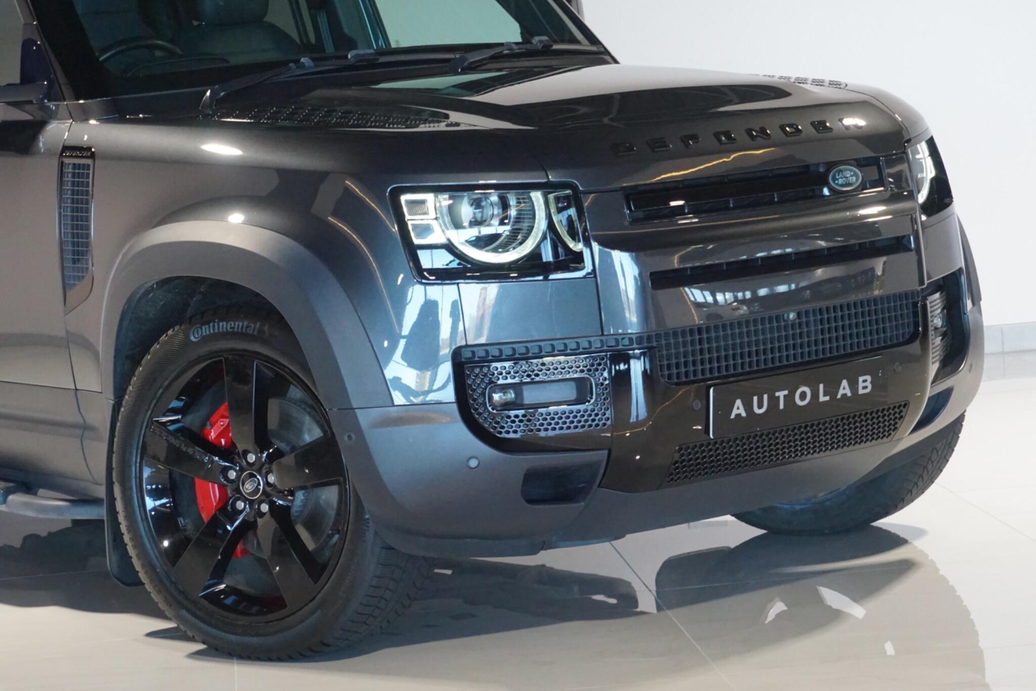 Land Rover Defender 110 3.0 D300 MHEV HSE Hard Top SUV 5dr Diesel Auto 4WD MWB Euro 6 (s/s) (300 ps)